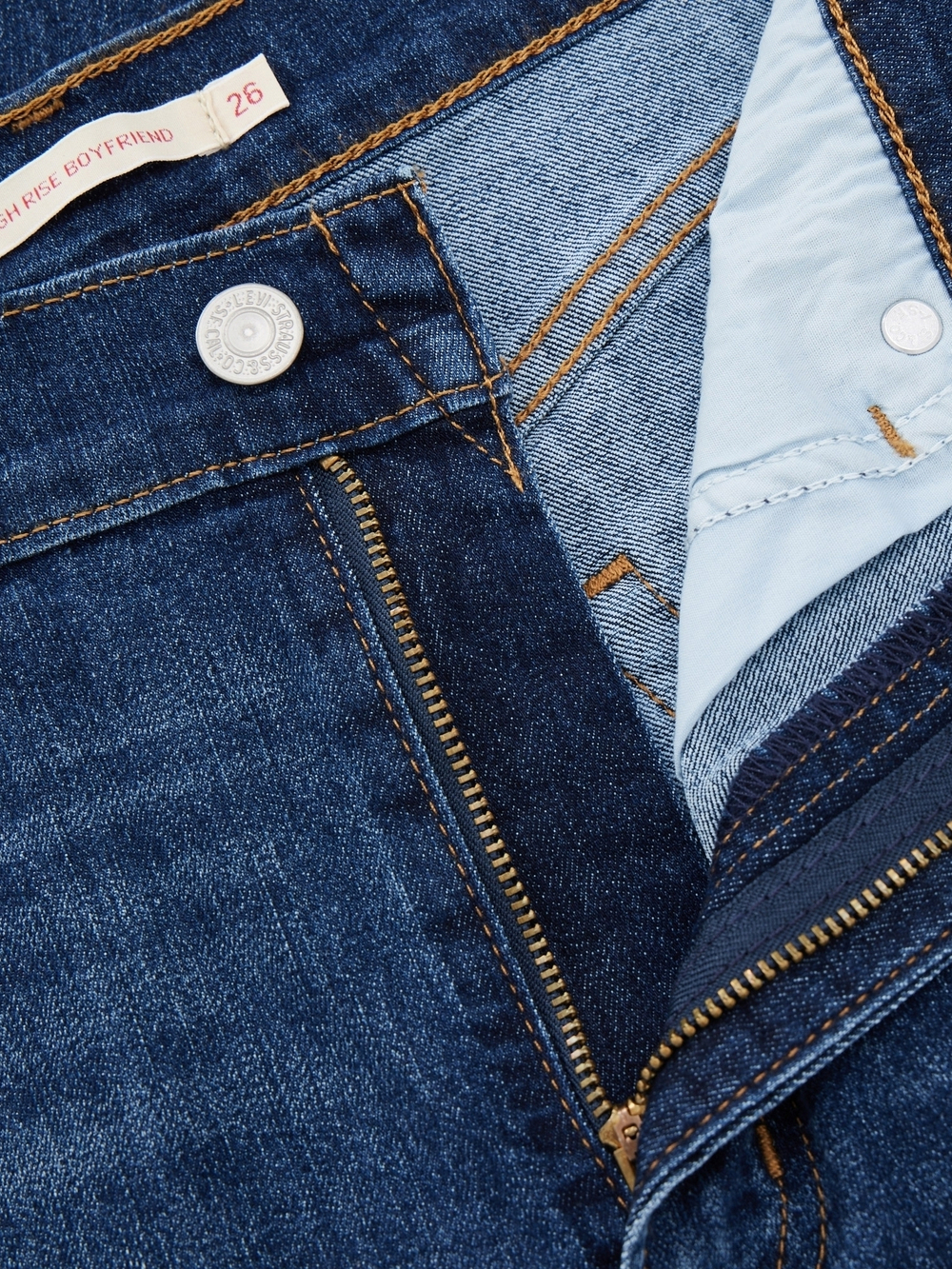 Женские джинсы бойфренды с завышенной талией Levi's High Rise Boyfriend 85873-0130