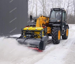 Щётка с баком на Телескопический погрузчик New Holland