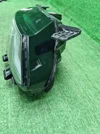 Фара правая Geely Coolray (2019-2023) LED