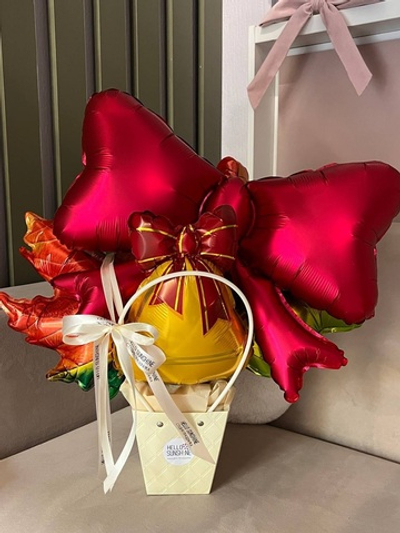 Корзинка с шариками на 1 сентября