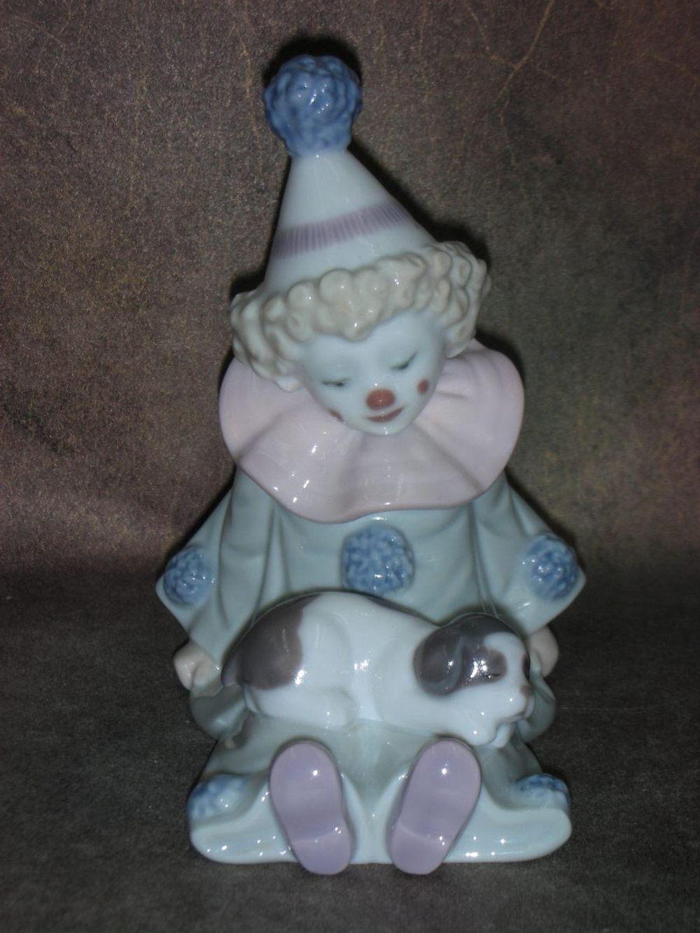 Статуэтка. Фарфор. Клоун Пьеро со щенком. Lladro. Испания