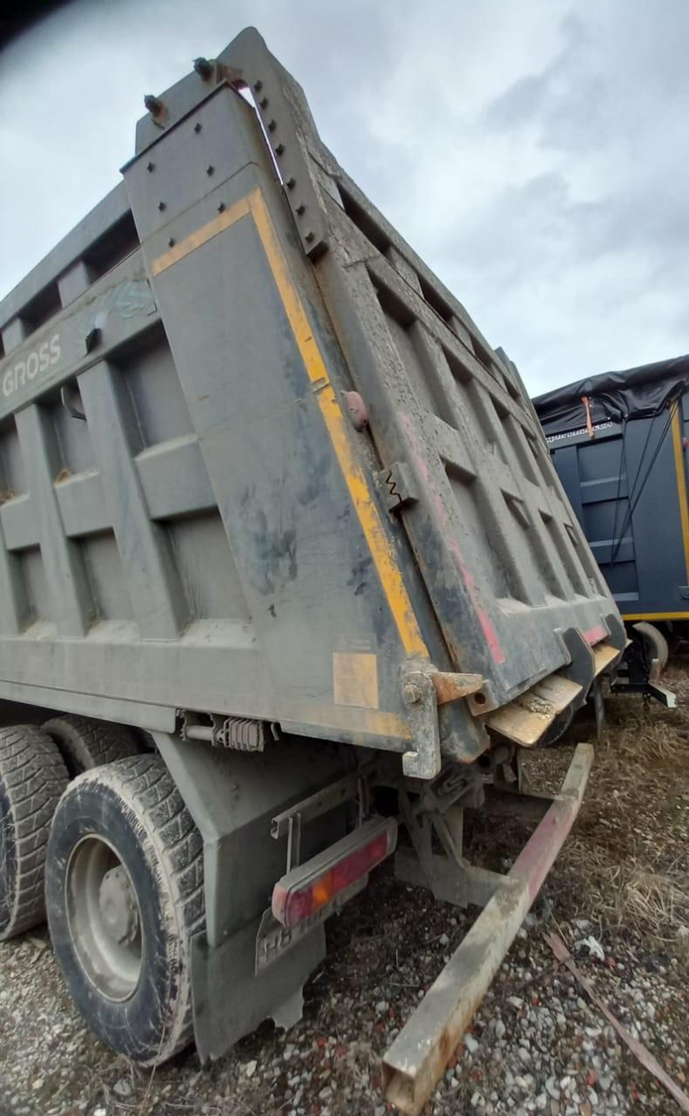 Howo ZZ* 8x4 Самосвал ZZ3407S3867E (Дизель, 9,7 л, 373 л.с, МТ)