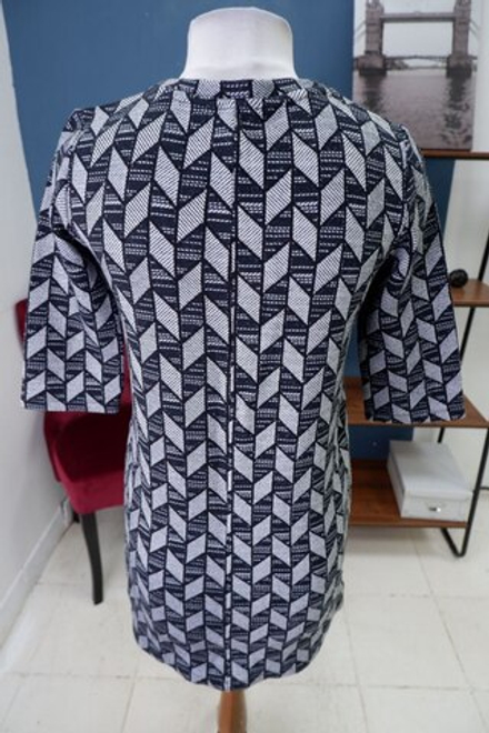 Платье Zara осеннее 44 размер