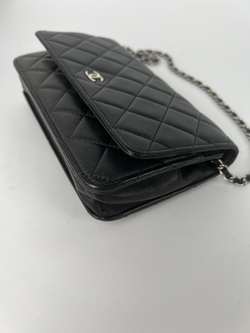 Сумка Chanel Wallet On Chain