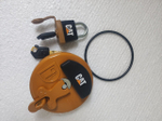 Крышка бензобака CAT  7X-7700 / 106-8704 / 164-4858