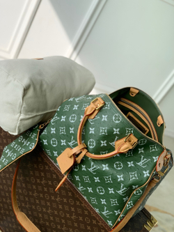 Louis Vuitton Speedy P9 Bandouliere 40