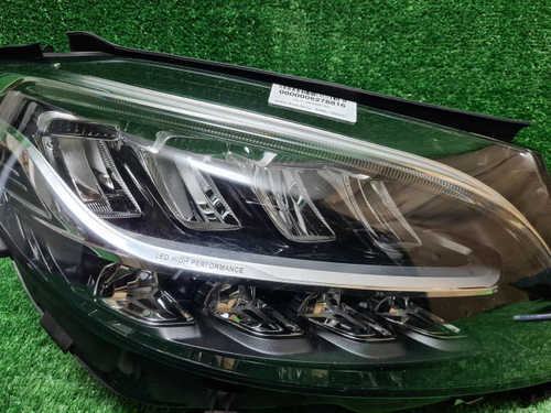 Фара правая Mercedes C w205 (2018-2023) LED