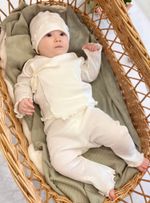 Комплект (кофточка+штанишки+шапочка)