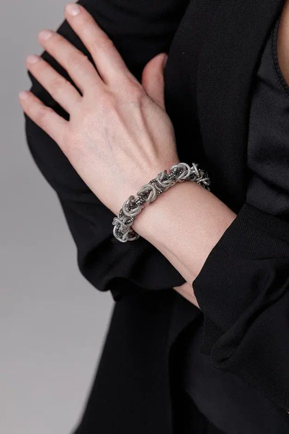 Браслет Византия, оттенки графит и серебро