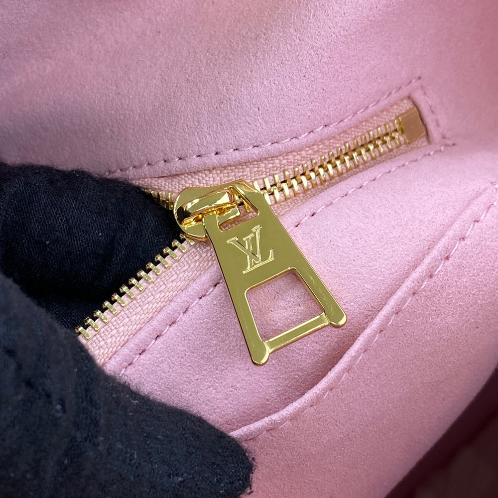 Louis Vuitton Onthego MM