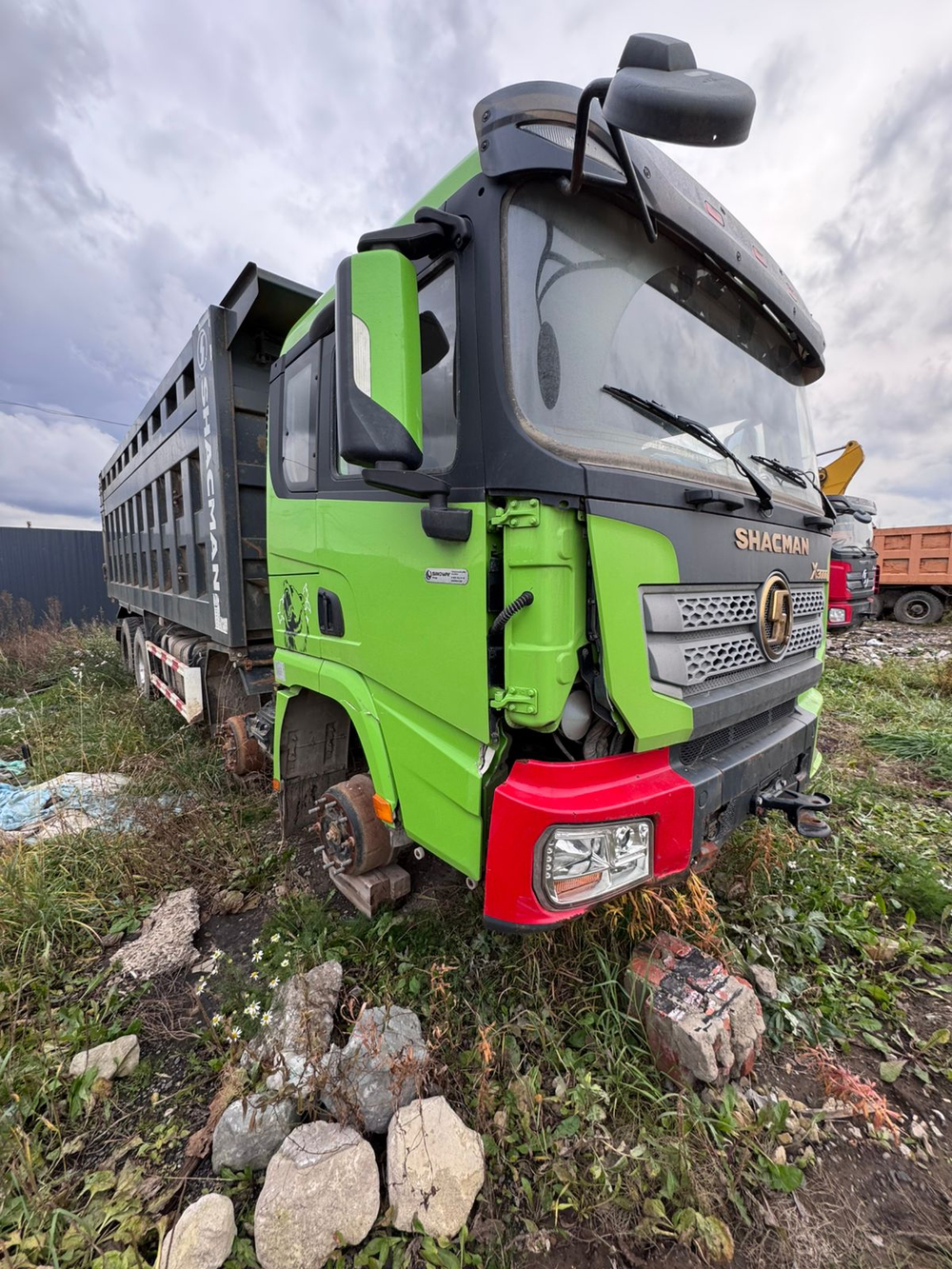 Shacman (Shaanxi) SX* 8x4 Самосвал SX331863366 (Дизельный, 12,5 л, 544 л.с., МТ)