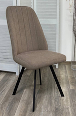 Стул М-City DISAUR Прованс поворотный на поворотный на 360 градусов, B5 Капучино, Велюр, Черный каркас