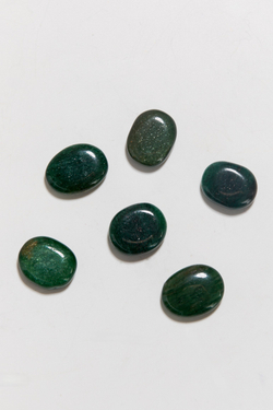 Зелёный авантюрин галтовка