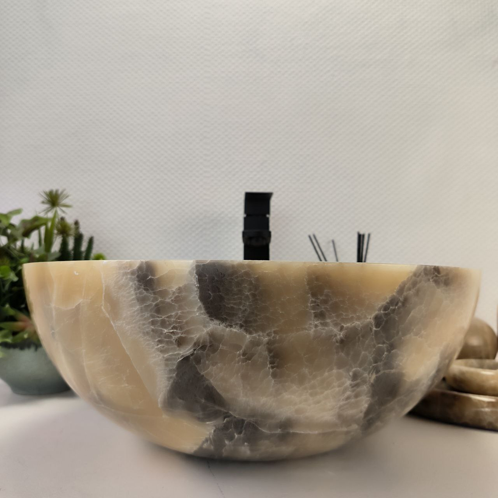 Раковина из оникса Bowl Grey TinLip BO-62967 45*45*17 42