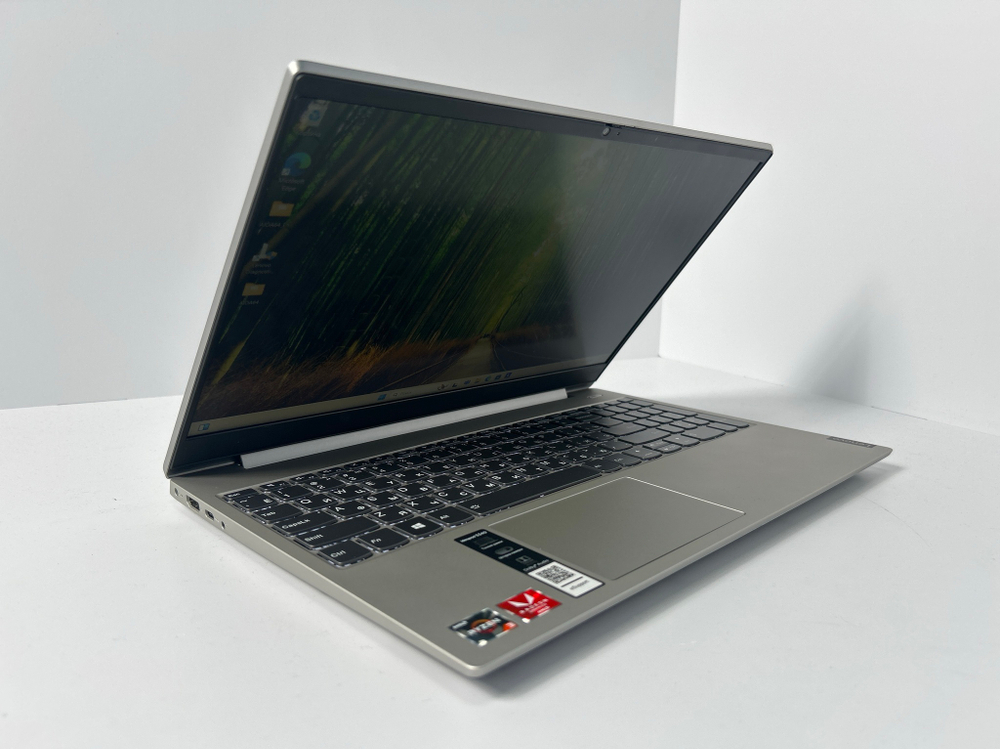 Ноутбук Lenovo IdeaPad S340-15API (81NC00JJRU) 15.6"/AMD Ryzen 5 3500U/RAM 8GB/SSD 256GB/AMD Radeon Vega 8/1920*1080/IPS/Windows 11/Подсветка кл-ры: LED/Серый. Состояние: C1