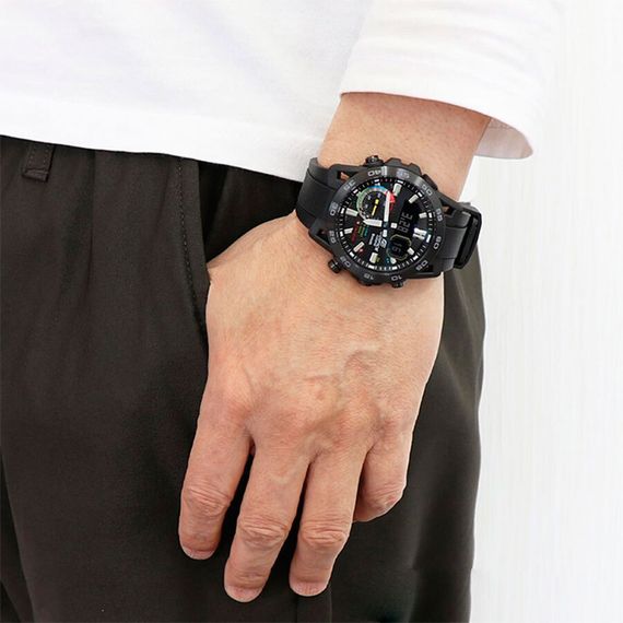 Мужские часы Casio Edifice ECB-40MP-1A