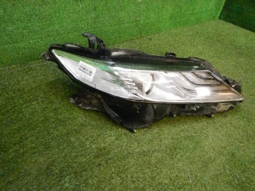 Битая Фара правая Toyota Camry xv70 (2017-2021) LED