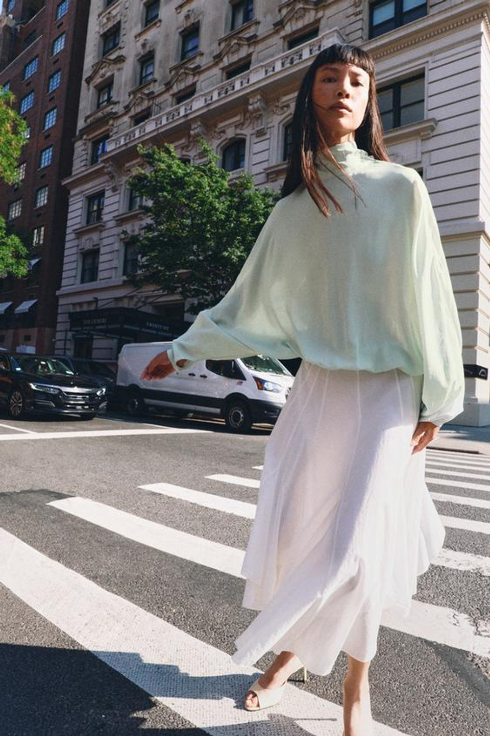 ZARA СТРУЯЩАЯСЯ ЮБКА АСИММЕТРИЧНОГО КРОЯ — ZW COLLECTION, БЕЛЫЙ