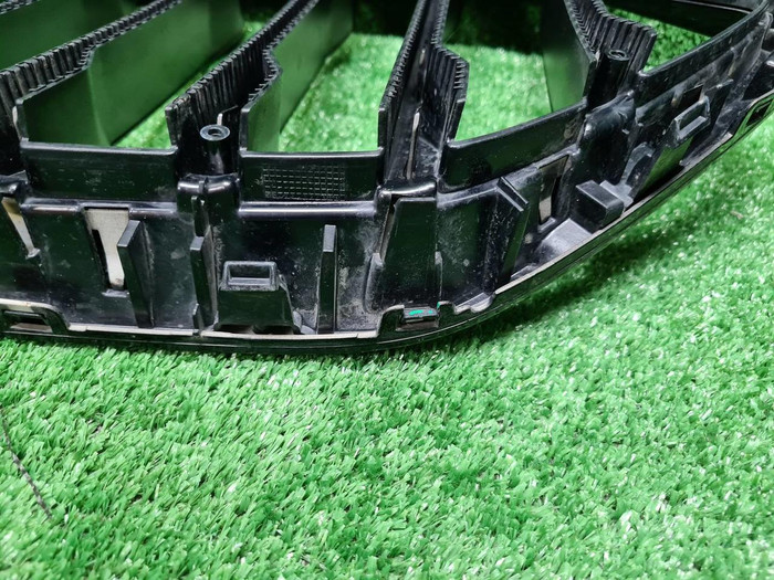 Решетка радиатора BMW X6 G06 (2023-н.в.)