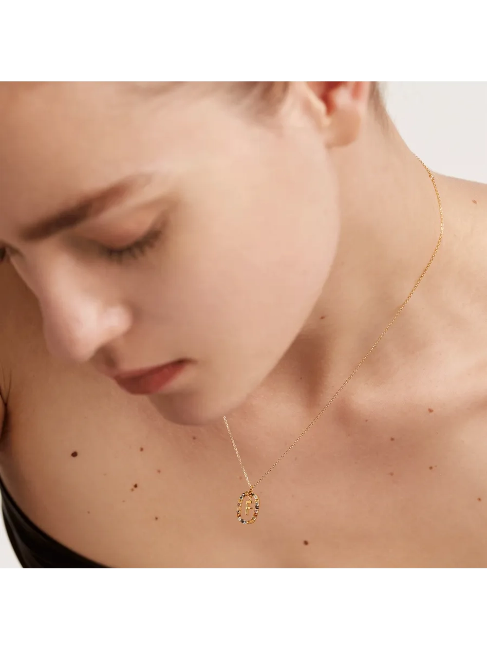 Колье Буква F серебро 925 пробы покрытое золотом