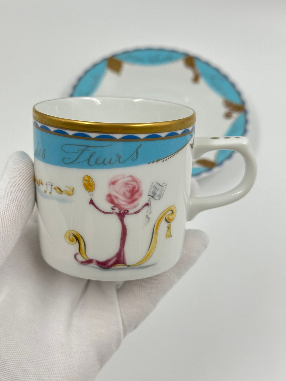 Кофейная пара Shiseido, Le Theatre des Fleurs