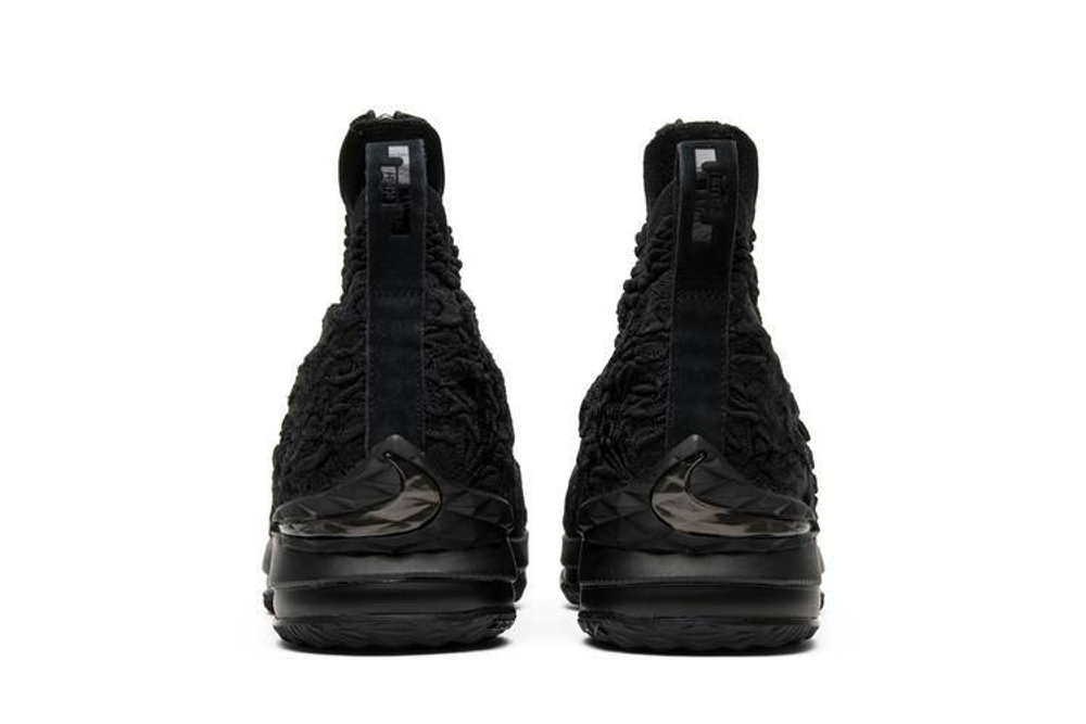 Кроссовки Nike Lebron 15 Performance Kith Suit Of Armor