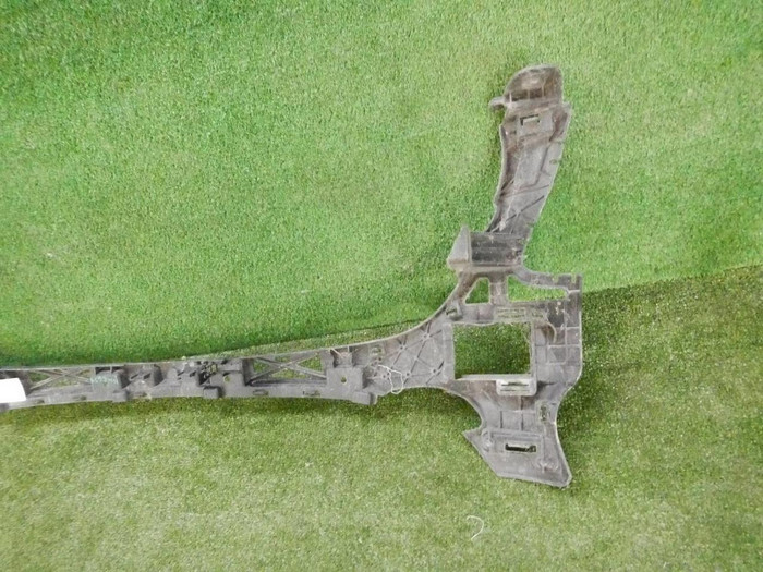 Кронштейн переднего бампера Mercedes GLE C292 (2015-2019)