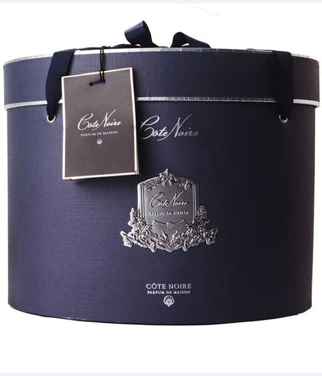 Букет пионов в прозрачной овальной вазе, Cote Noire