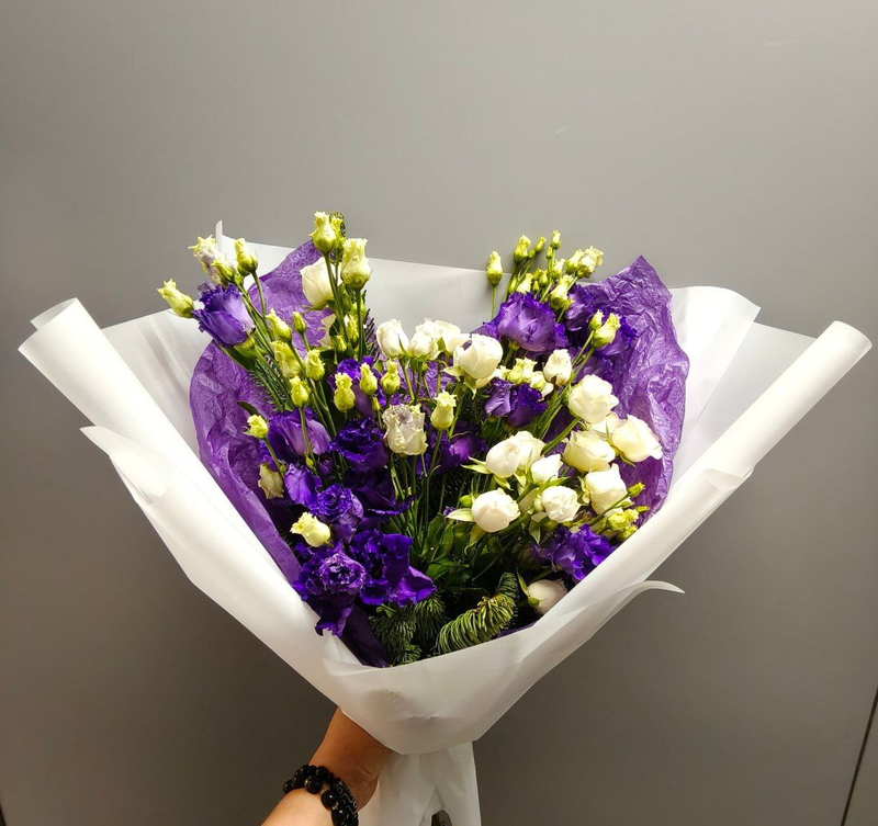 Букет "Фиолетовое сердце" Букет "Фиолетовое сердце"