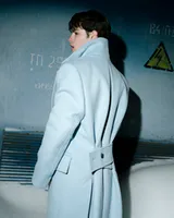 Голубое пальто 