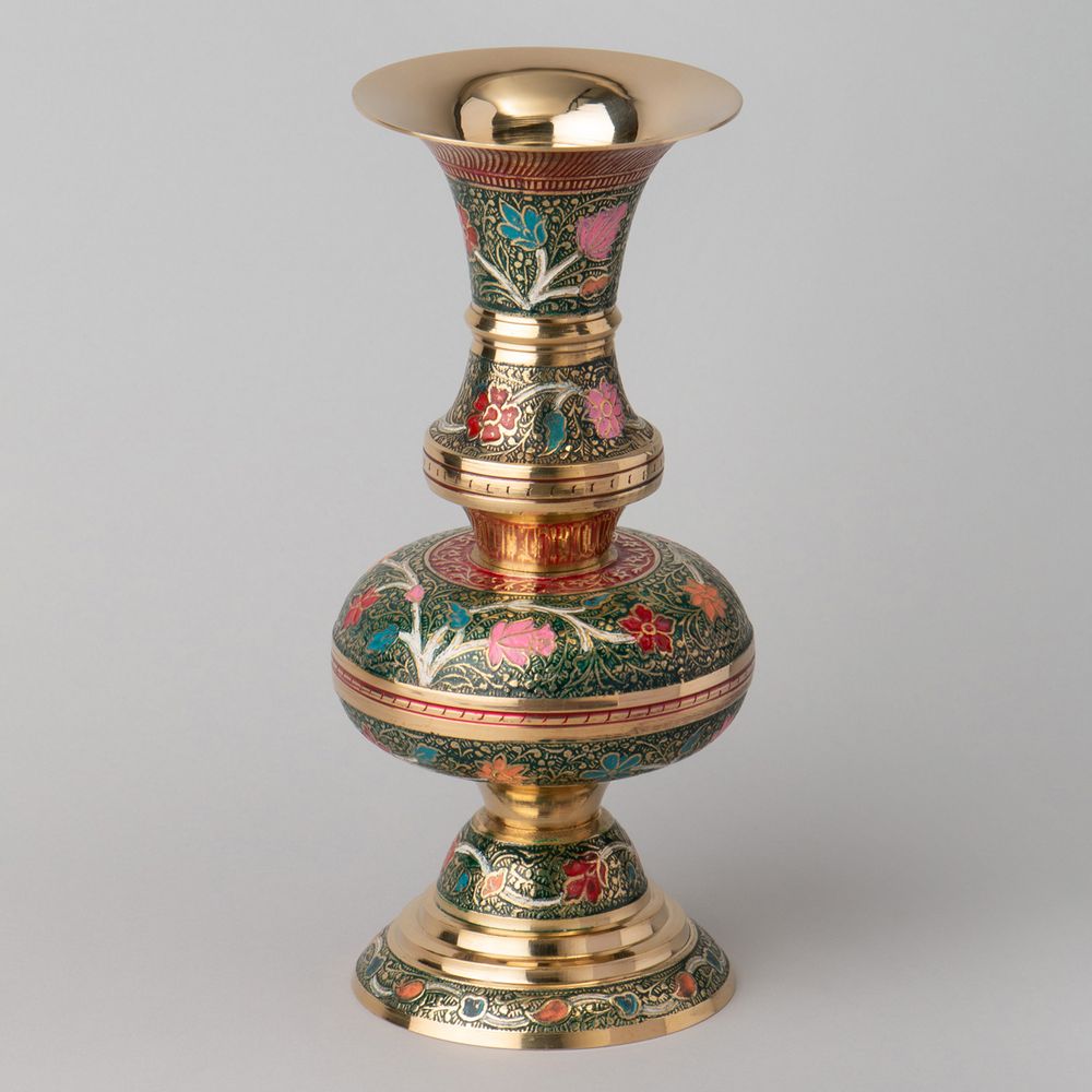 ВАЗА РЕЗНАЯ ВЫСОТА=24СМ