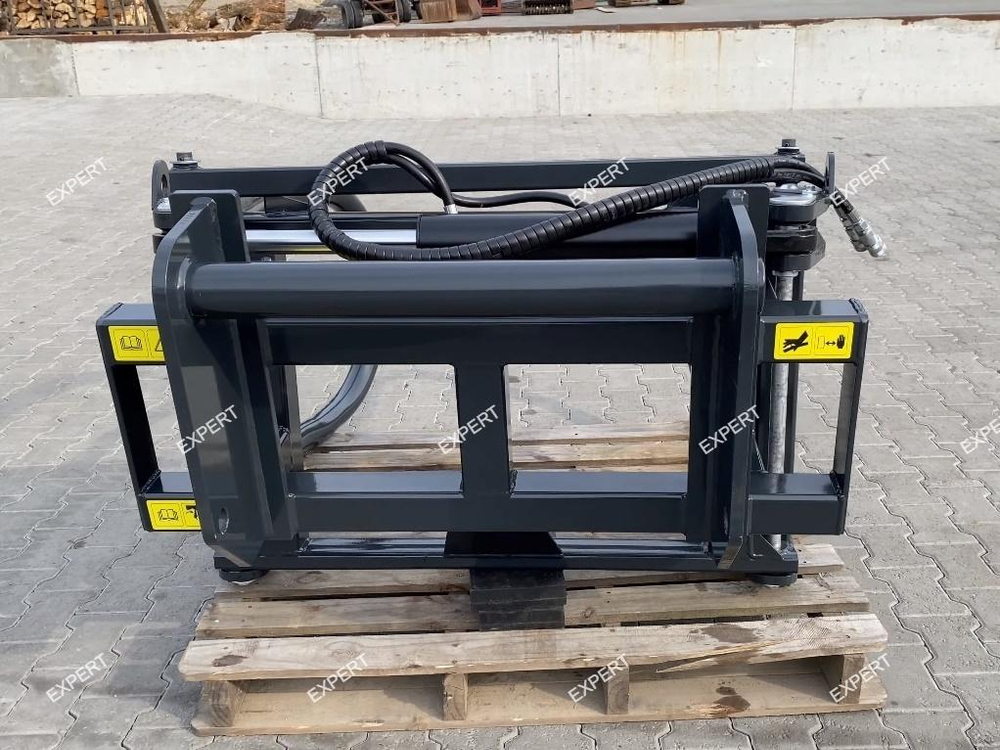 Захват для тюков на Телескопический погрузчик Bobcat