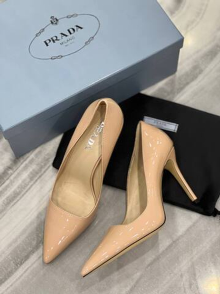 Туфли Prada