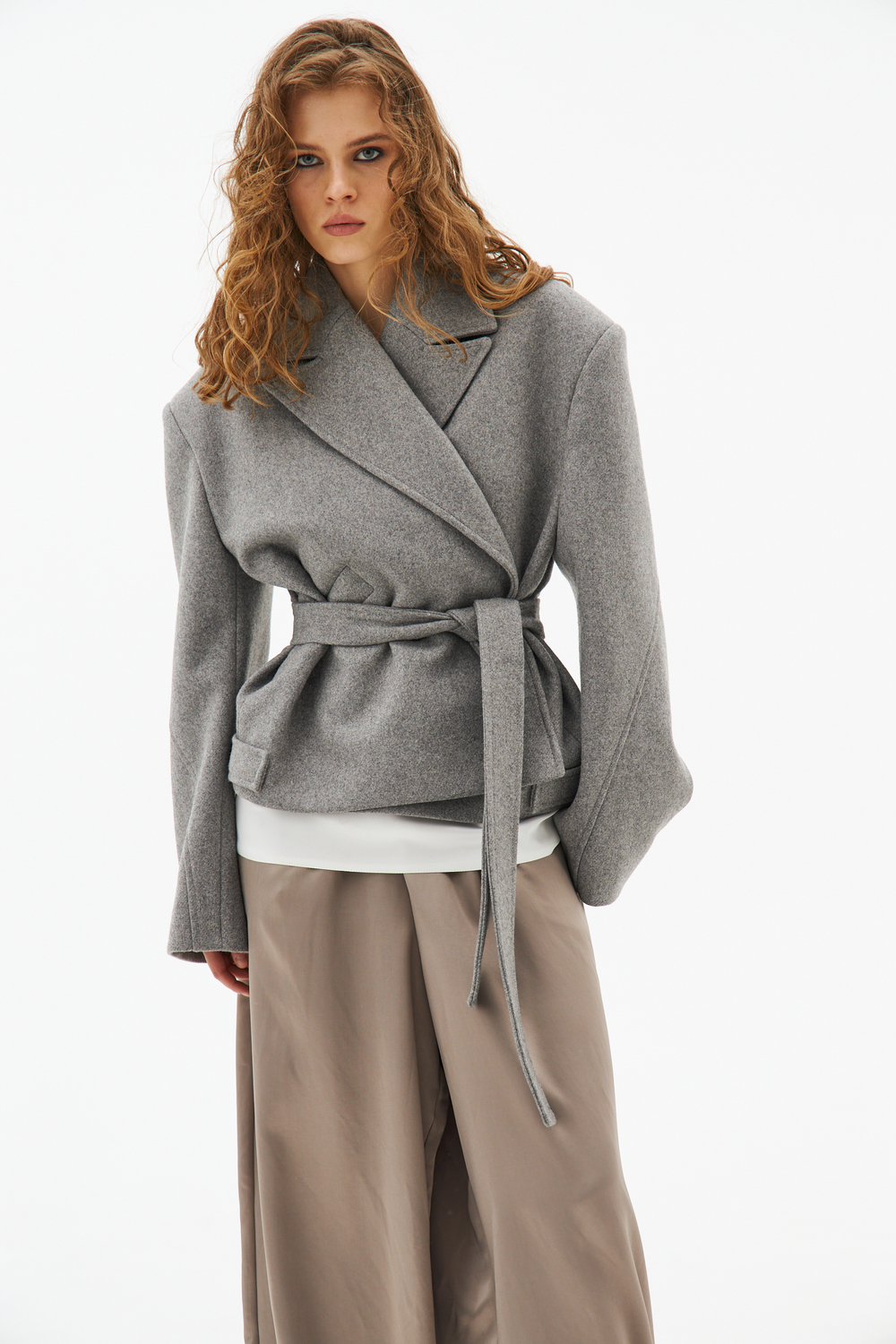 Пальто из шерсти