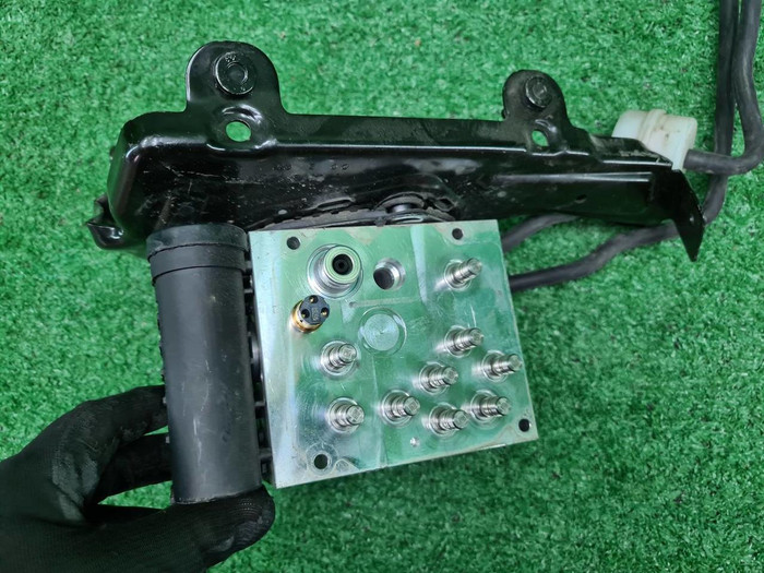 Компрессор пневмоподвески Mercedes GLE V167 18-нв