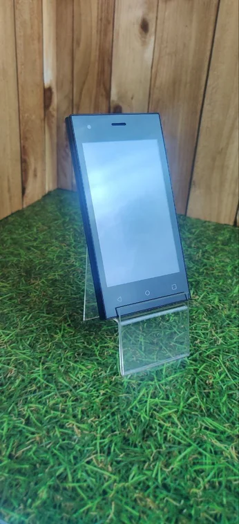 Смартфон Highscreen Pure J 256Mb/512Mb черный (Витринный)