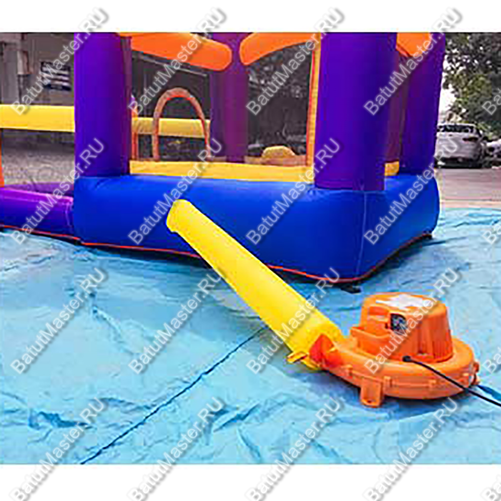 Батут для дачи "Весёлый футболист"  2.3*2.2*1.9 м