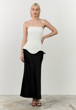 Топ-баска фигурный