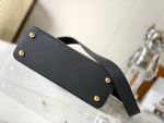 Louis Vuitton Capucines MM
