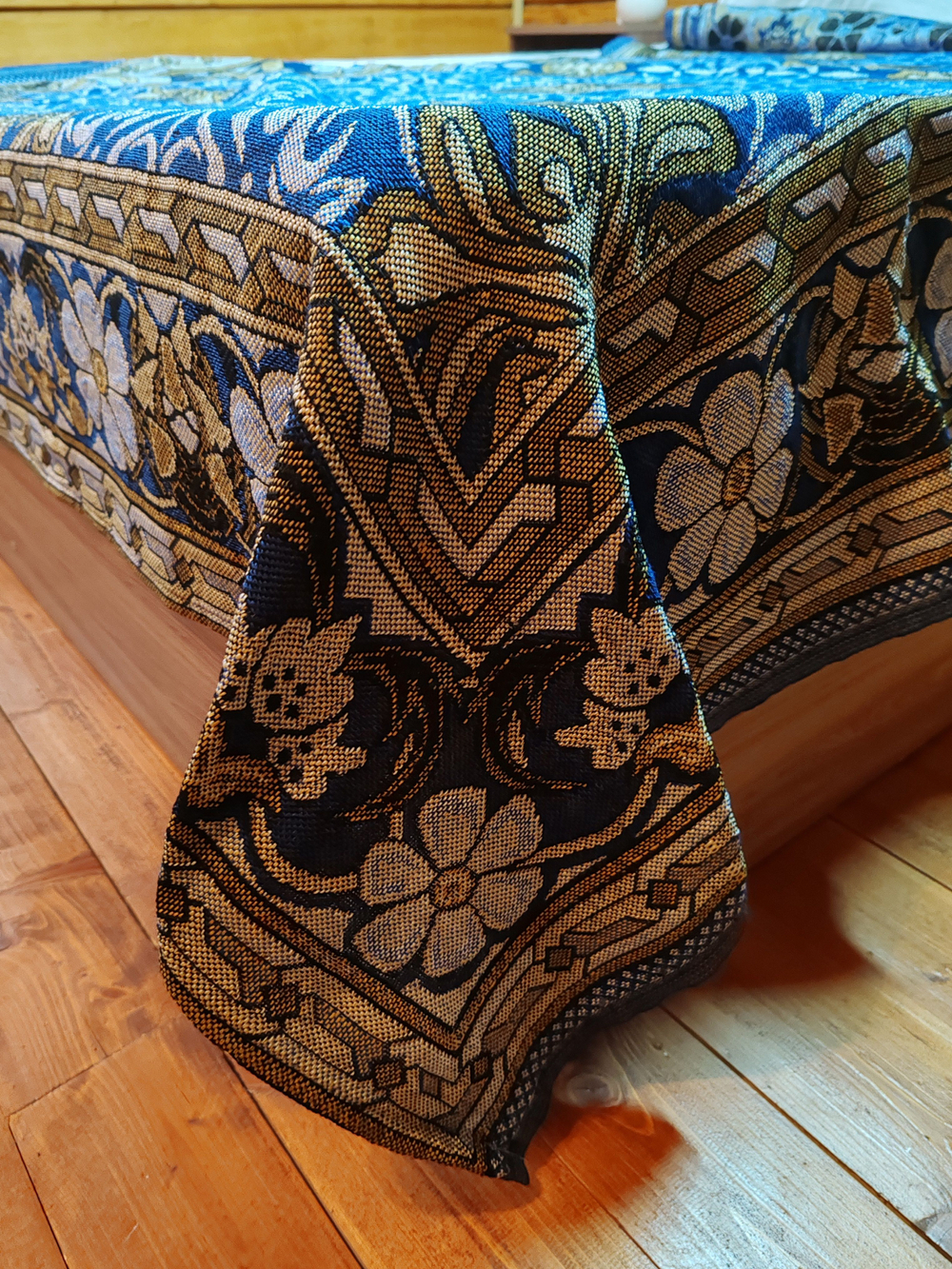 Покрывало на диван, покрывало 1,5 спальное, гобелен с размерами: 145x200 см / накидка на диван, кровать