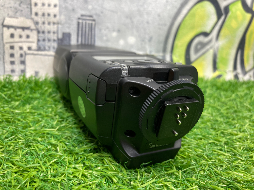 Canon Speedlite 430EX