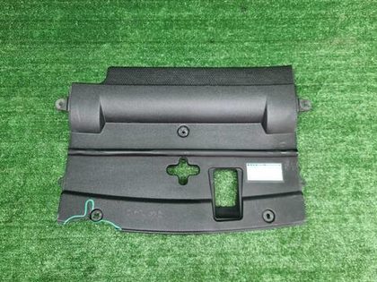 Кожух замка капота Lexus LX 3 (2007-2015)