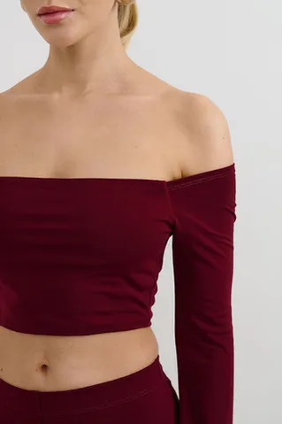 Бандо с длинными рукавами клеш цвета бордо