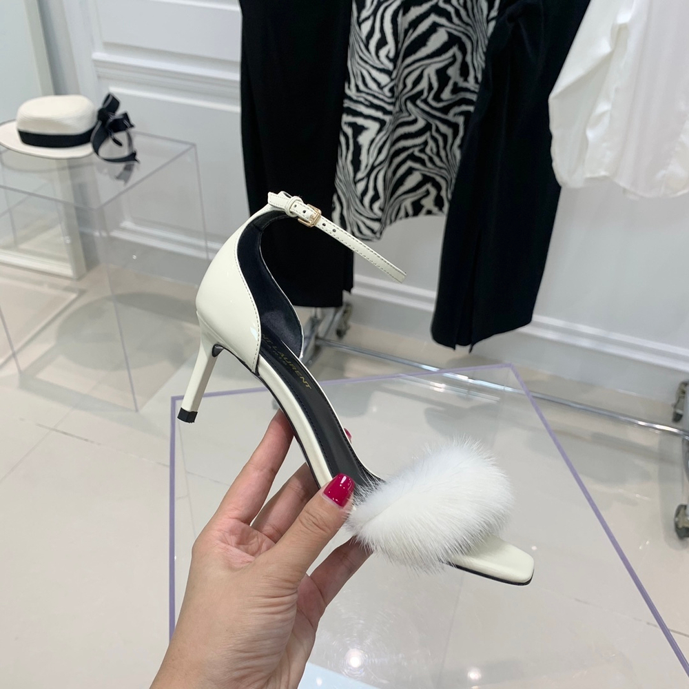 Saint Laurent Pumps