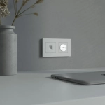 Розетка с подсветкой W (белый матовый) W1171461