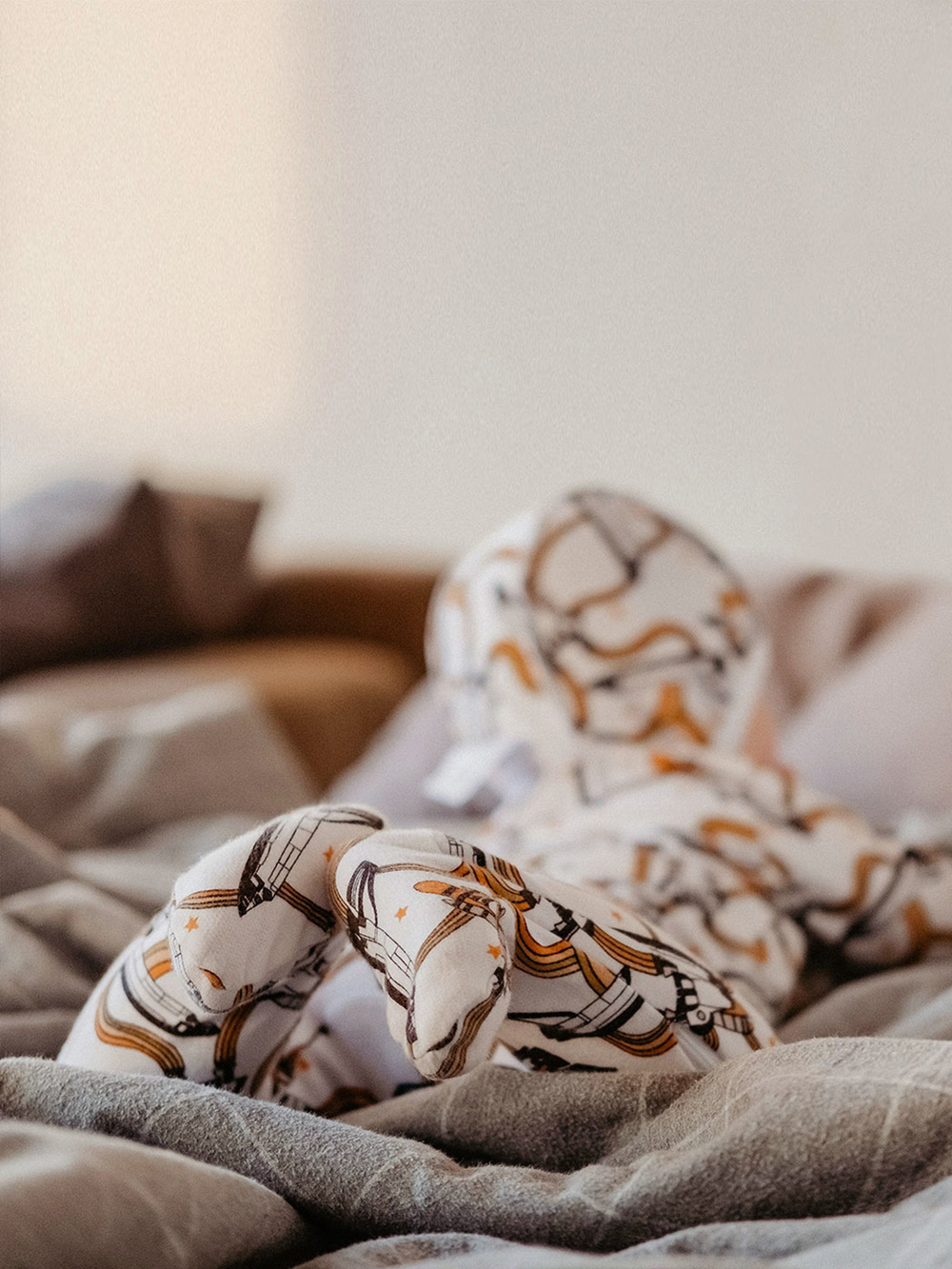 Утеплённый комбинезон с закрытой ножкой Mjölk Sleep and Play Ракеты