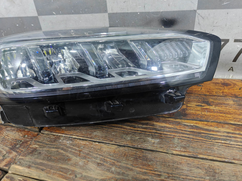 Фара правая LED Chery Tiggo 7 Pro 20-24 Б/У Оригинал 605000200AB