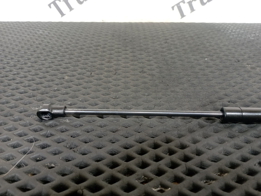 Амортизатор инструментального ящика 2023г.