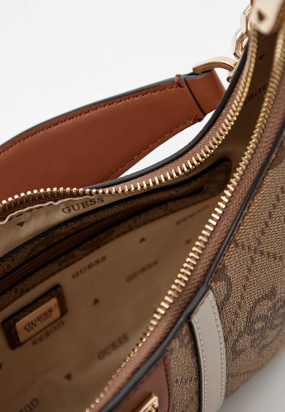 Сумка женская GUESS