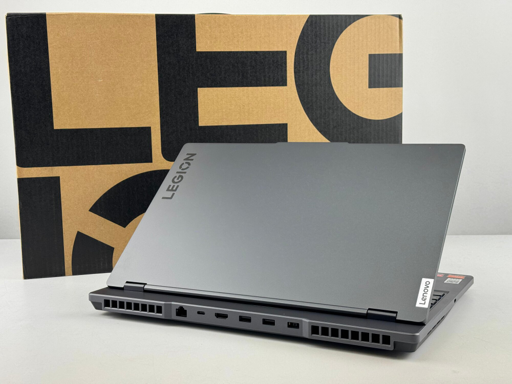 Игровой Ноутбук Lenovo Legion 5 R7000P APH9 Ryzen 7 7840H/16GB(RAM)/512GB(SSD)/RTX4060(8GB)125W/FHD(1920x1080)/IPS/144Hz/Win11